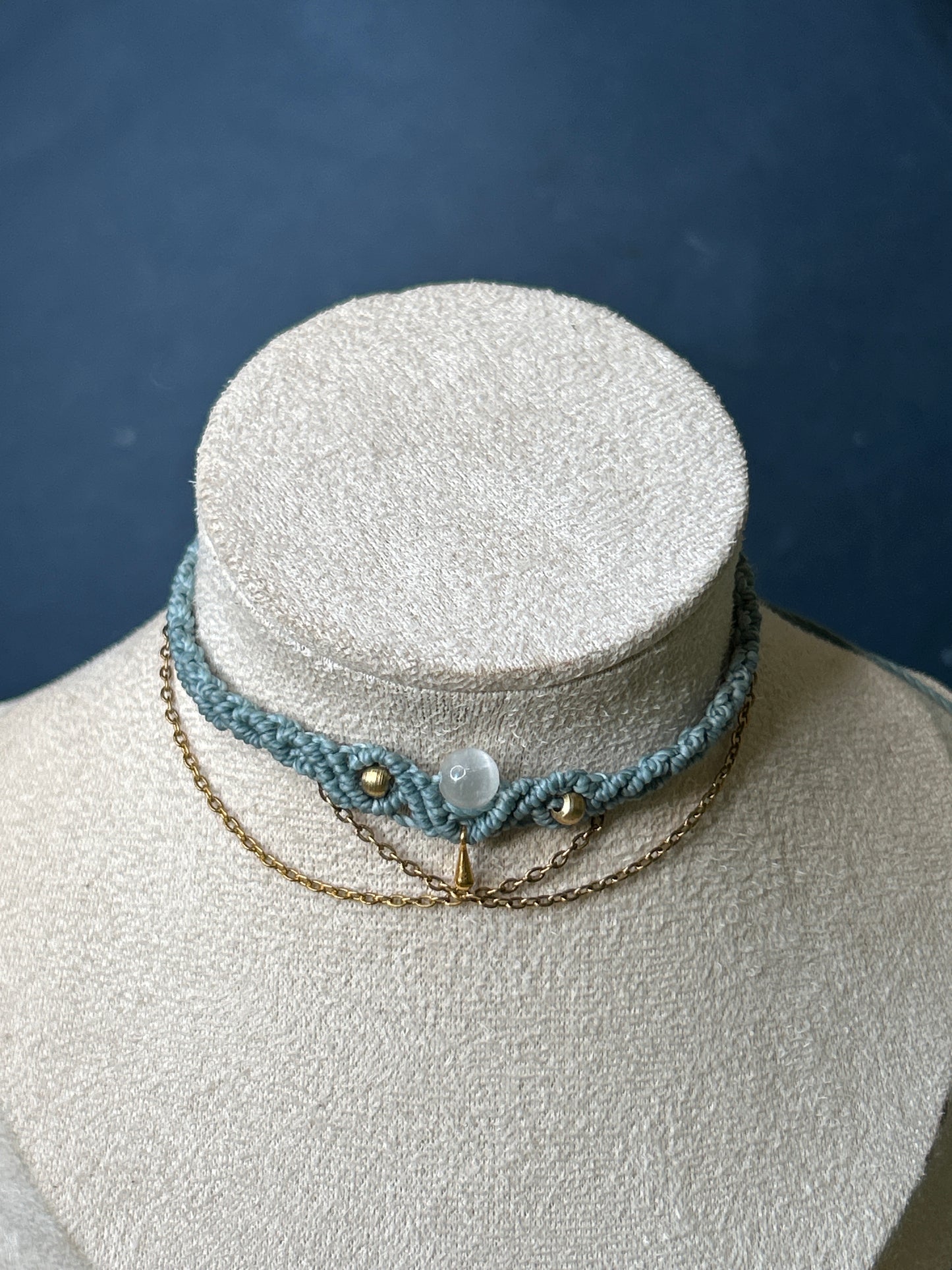 Choker ARYA con Selenite